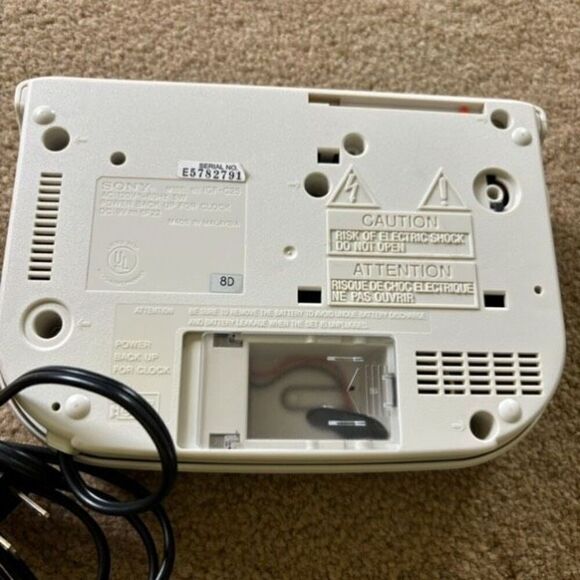 Sony Dream Machine ICF-C25 FM/AM Clock Radio - Picture 7 of 8
